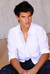 Taylor Lautner photo